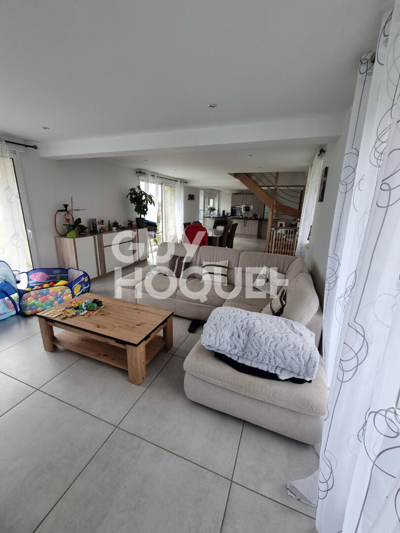 Maison  5 pièces 140 m²