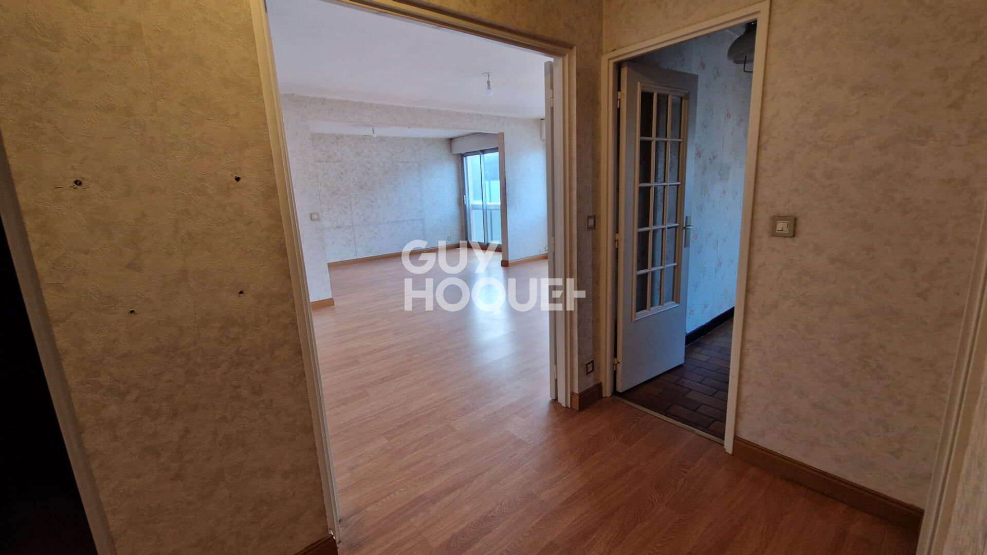 Chartres, Chanzy. Appartement Chartres 5 pièce(s) avec  garage