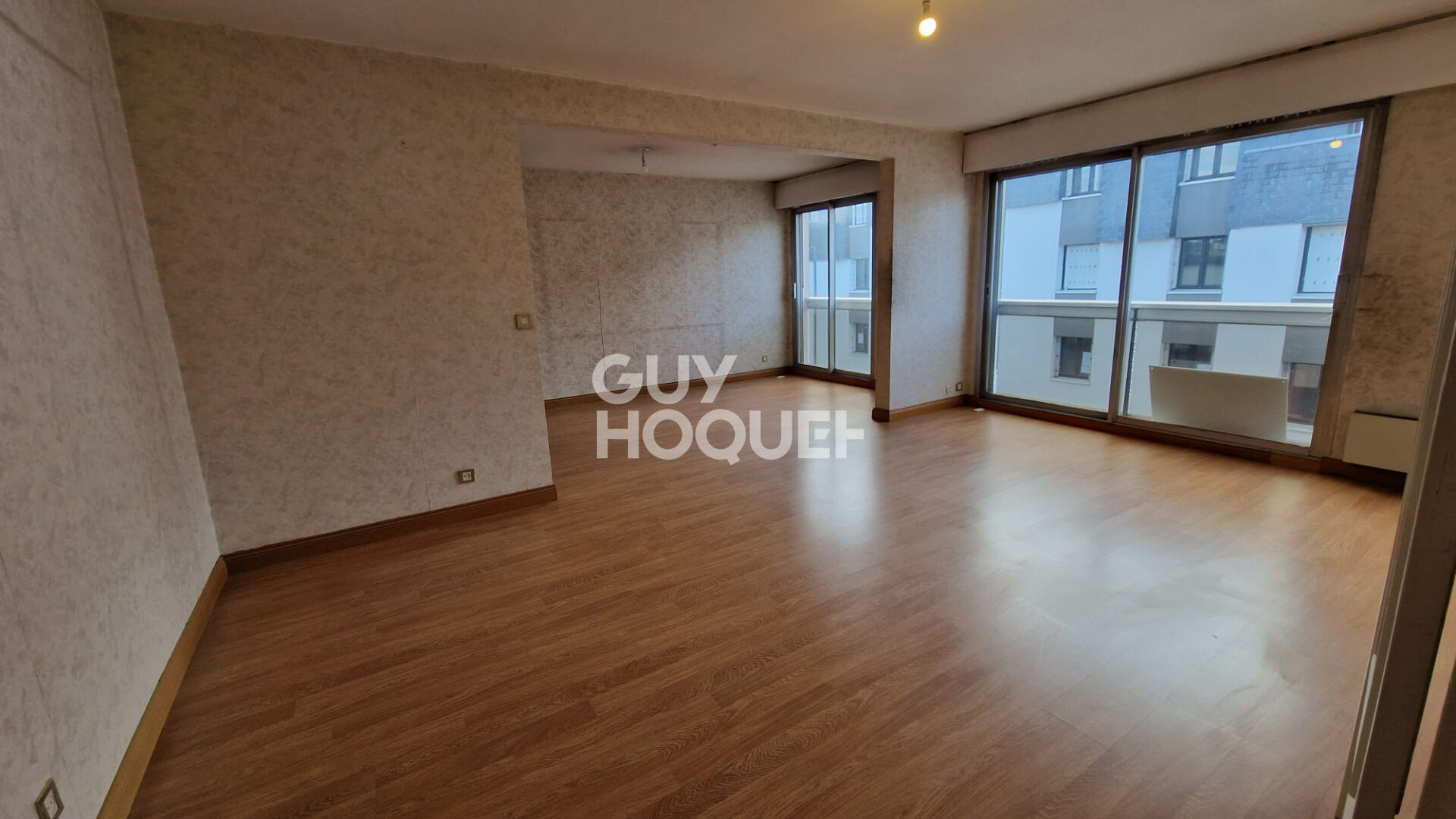 Chartres, Chanzy. Appartement Chartres 5 pièce(s) avec  garage