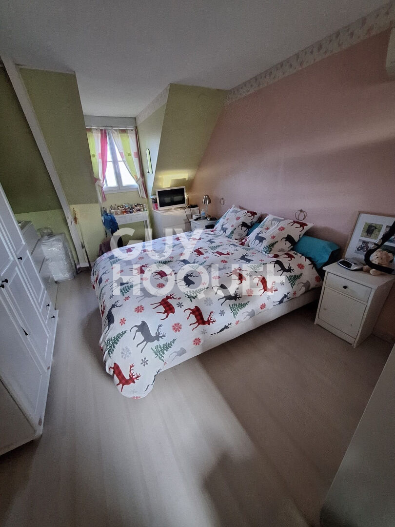 Maison familiale 5 pièces -119m² - Terrain clos et arboré de 1113m² -