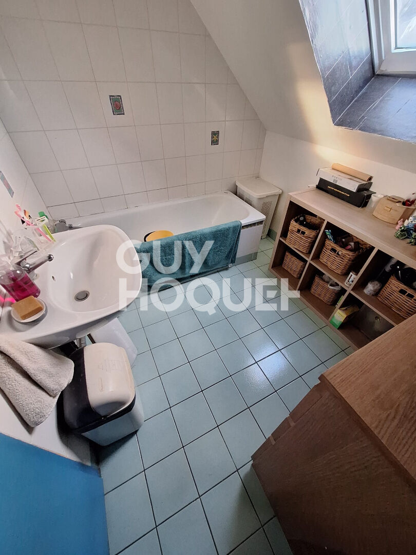 Maison familiale 5 pièces -119m² - Terrain clos et arboré de 1113m² -