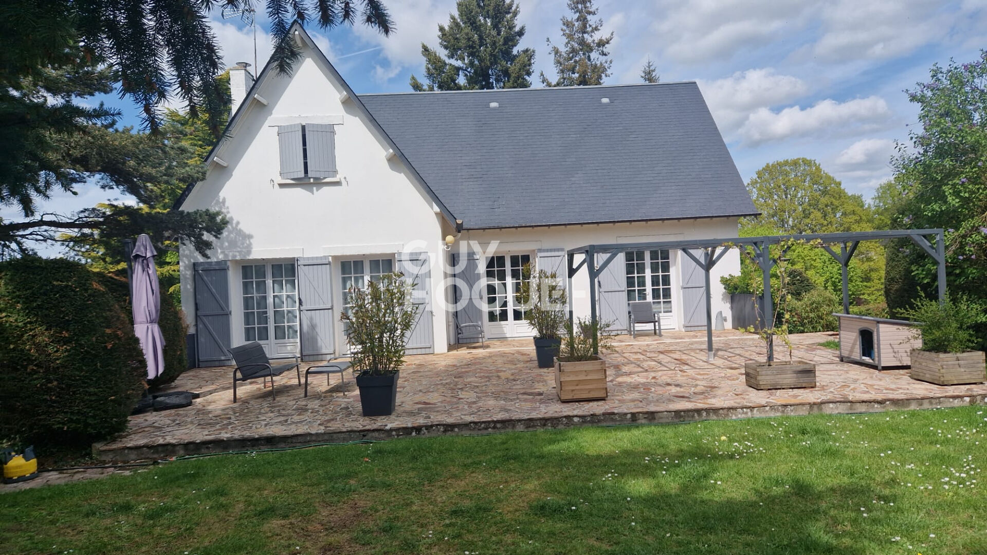 Maison Leves 6 pièce(s) 130 m2