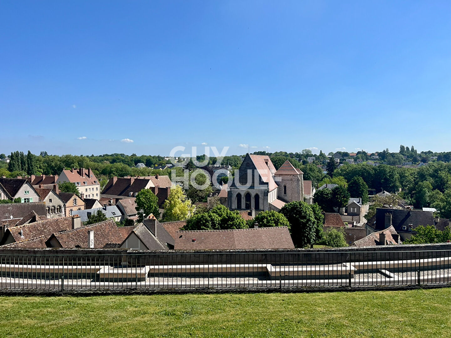Appartement 3 pièces lumineux avec vue dégagée