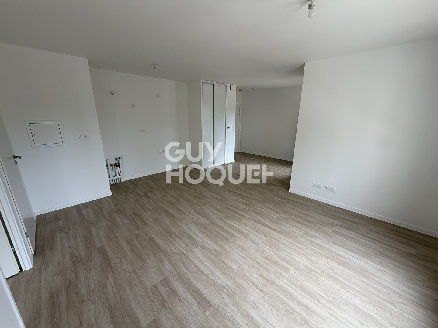 LUISANT proche gare - T2  Lumineux