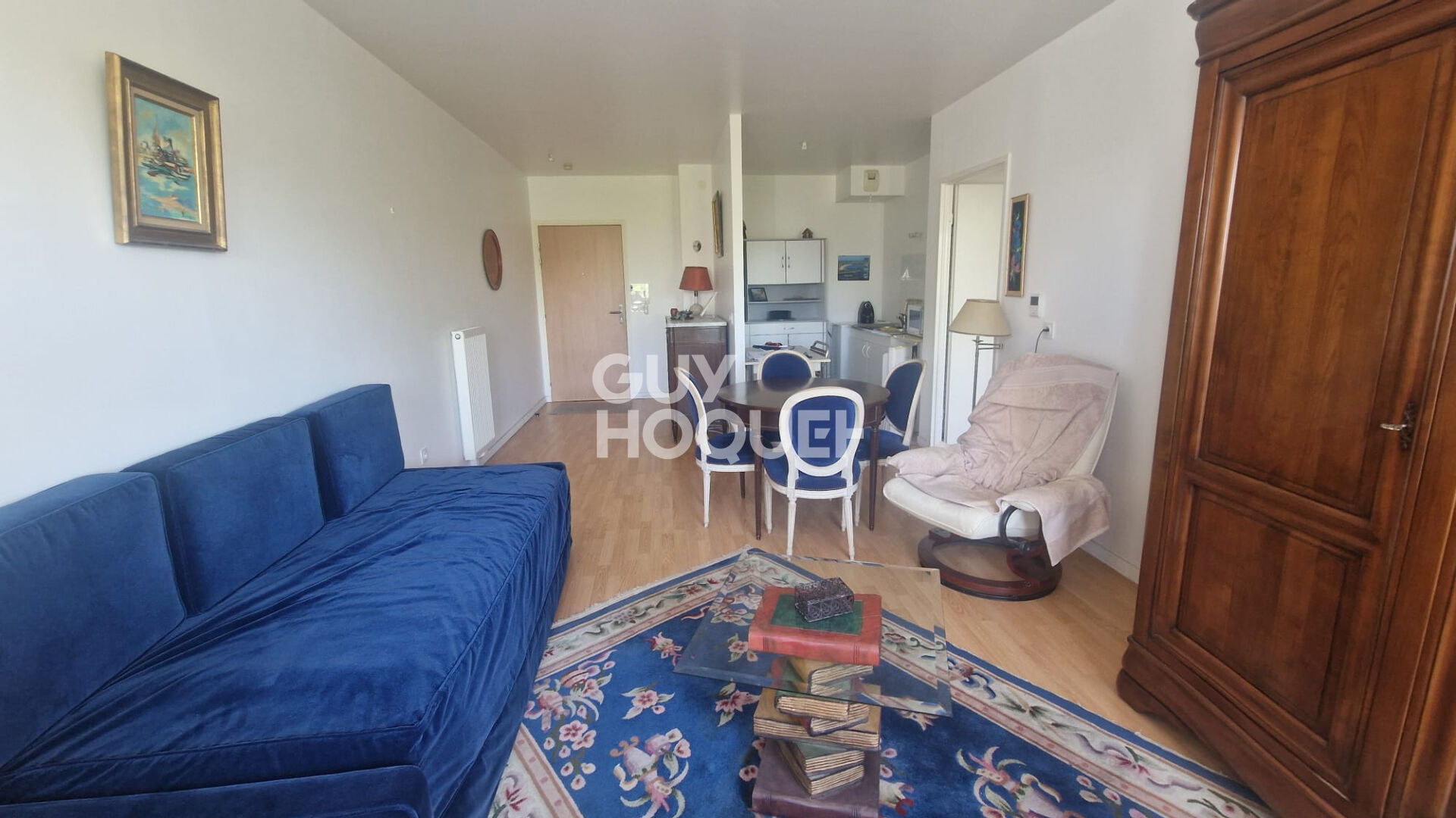 Appartement Chartres gare, grand F2 récent avec parking en sous sol