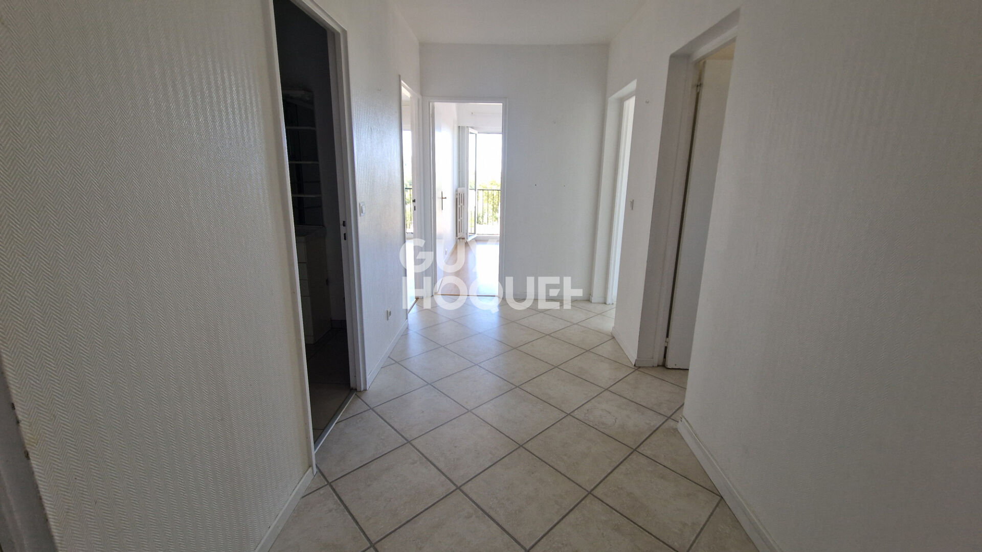 Bords de l'Eure - T3 avec balcon, garage et cave - Chauffage et eau inclus