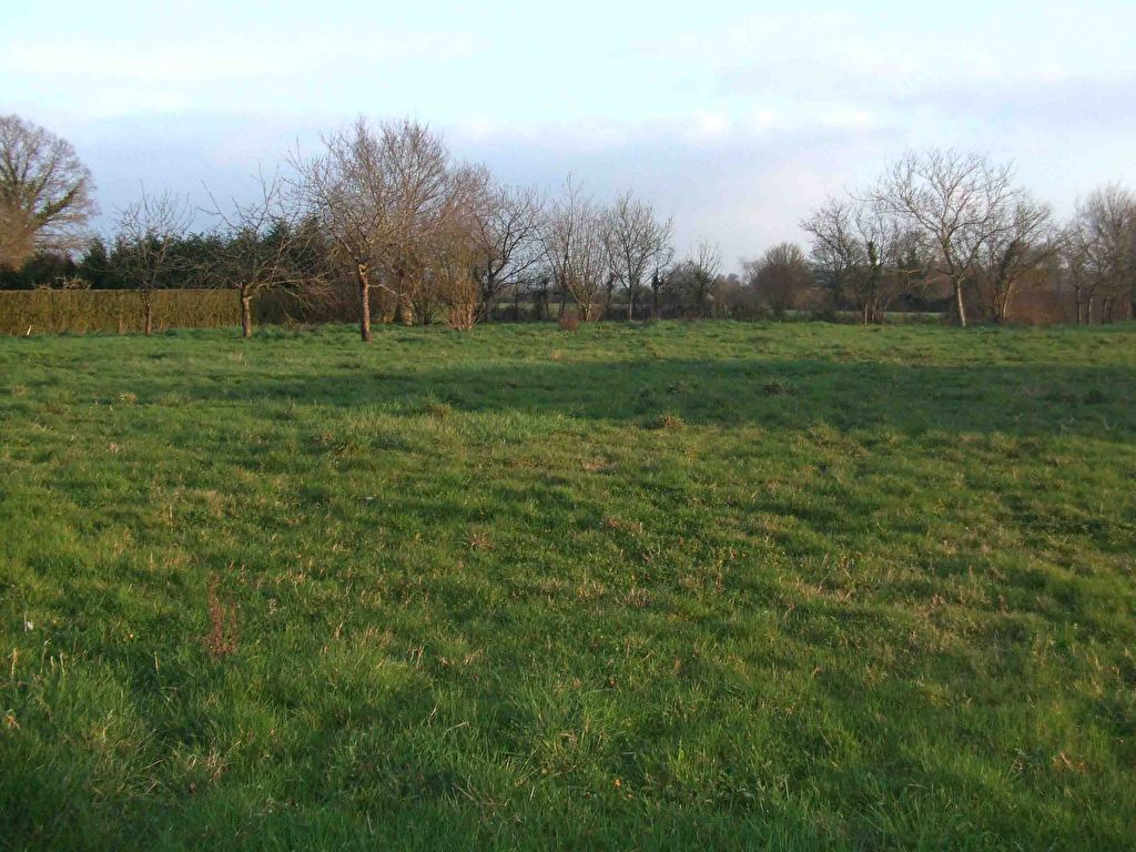 Terrain constructible à 10 mn de château-gontier