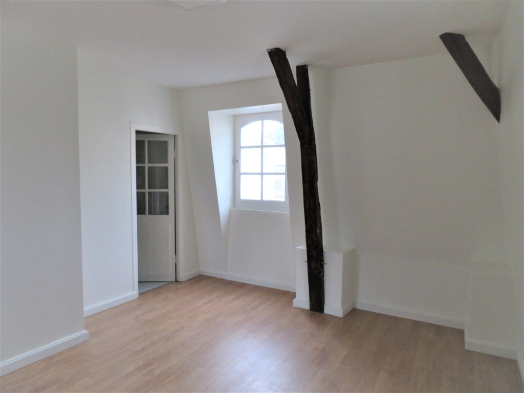 Location d'un appartement studio (20 m²) à CHATEAU GONTIER