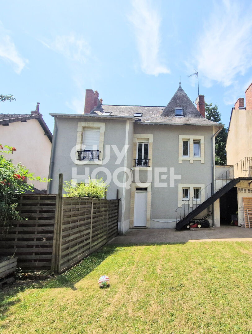 Centre ville Chateau Gontier - Immeuble 125 m²