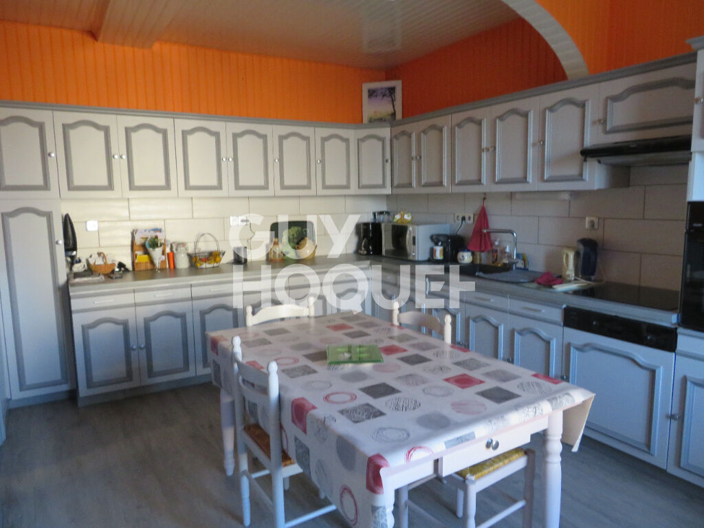 Location : maison F4 (97 m²) à CHATEAU-GONTIER SUR MAYENNE
