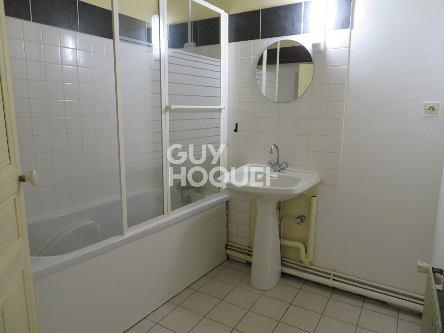 CHATEAU GONTIER SUR MAYENNE : appartement F5 en location