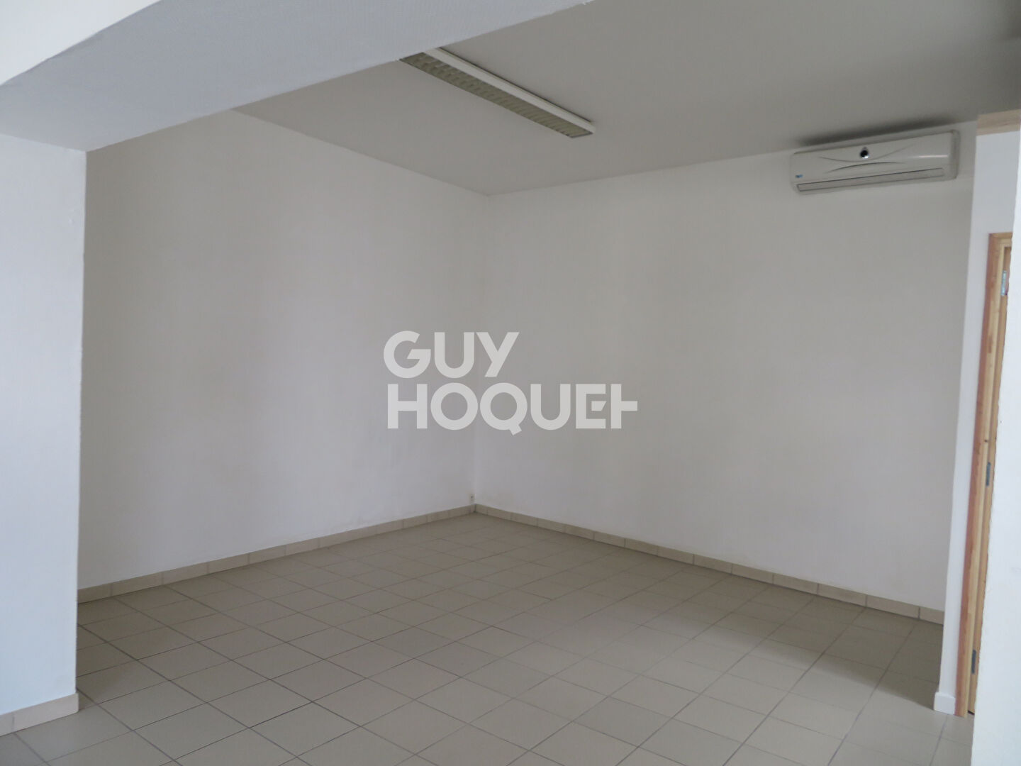 Local commercial  50.26 m2