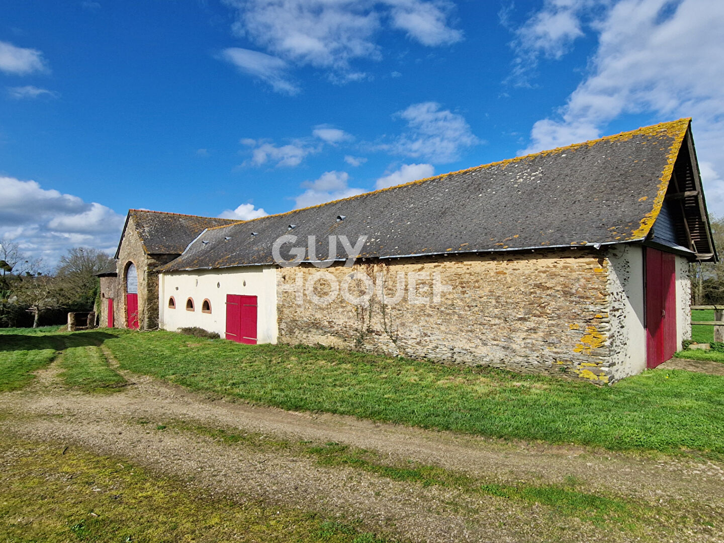 Maison en campagne - 225 m² habitable - terrain 2ha 51