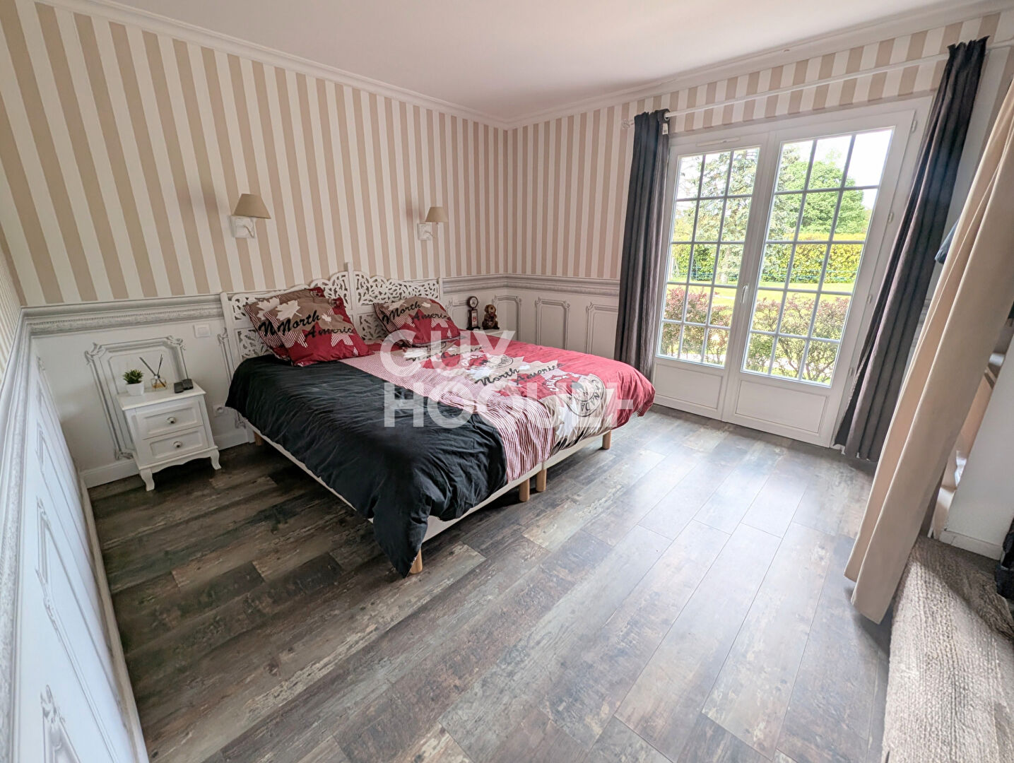 Maison Chemaze 7 pièce(s) 141 m2