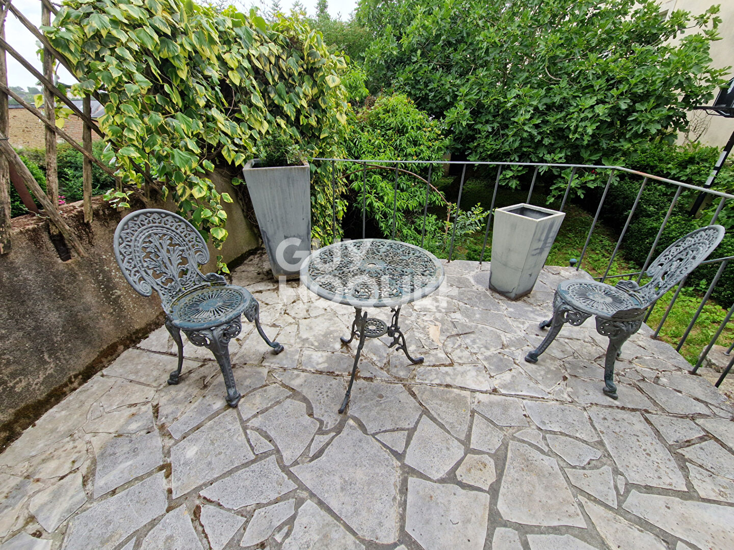 Maison ancienne de 8 pièces à vendre au centre-ville de Château-Gontier-sur-Mayenne
