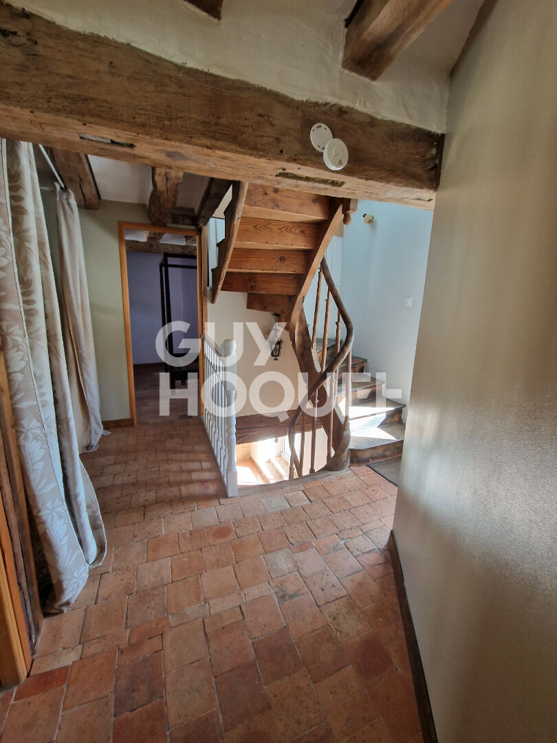 Maison Gennes - Longuefuye 7 pièce(s) 126.00 m2