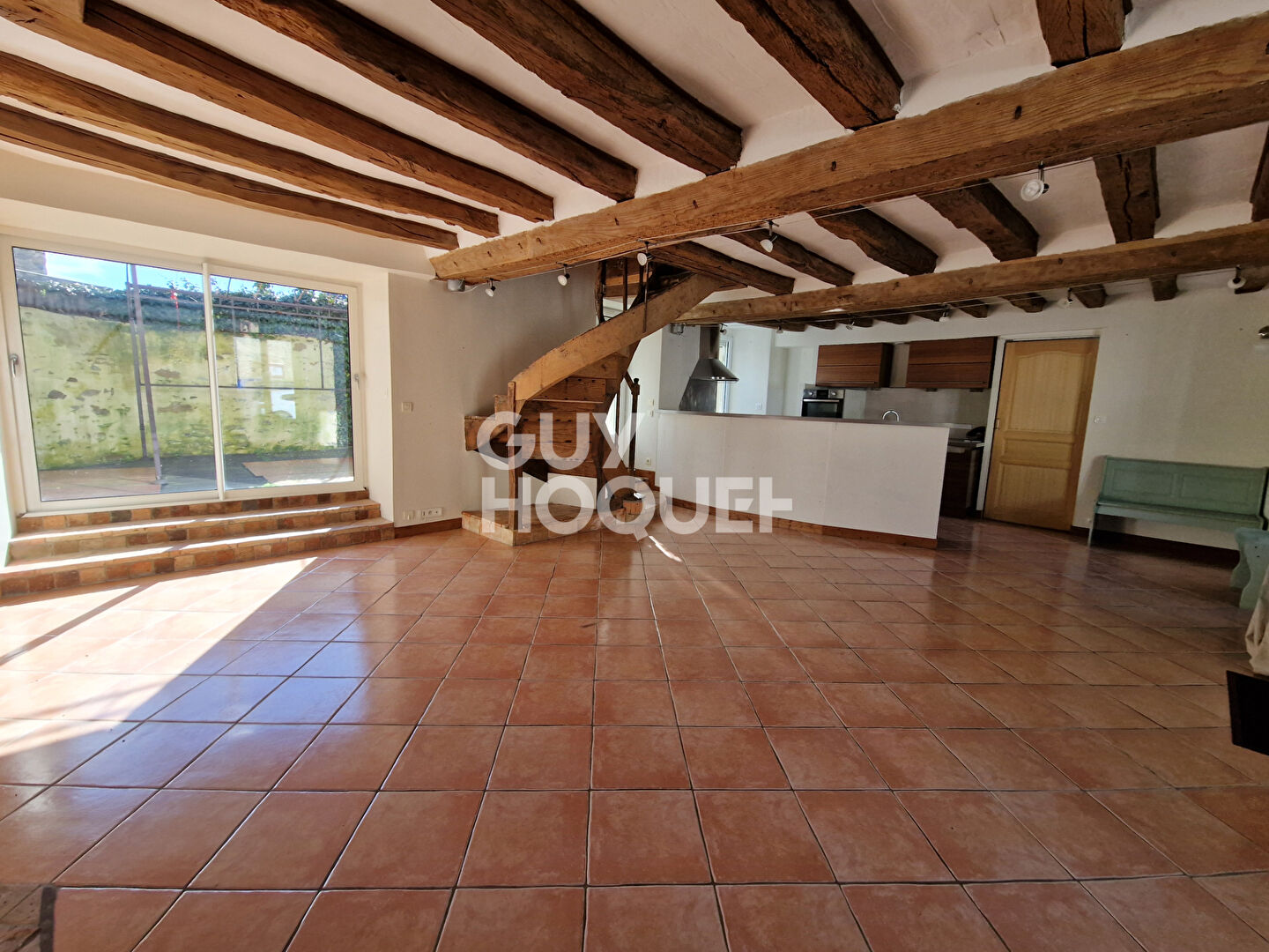 Maison Gennes - Longuefuye 7 pièce(s) 126.00 m2