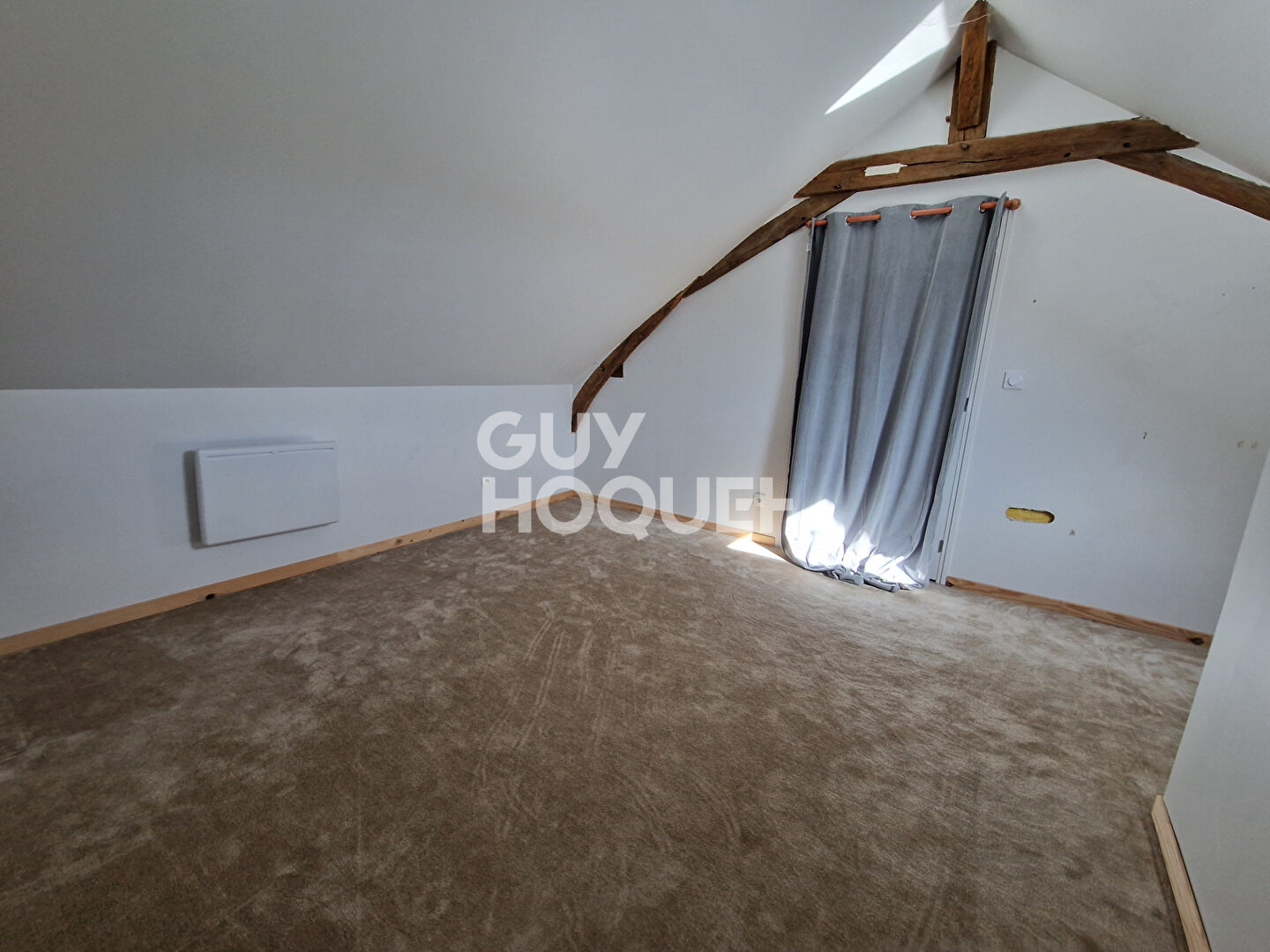 Maison Gennes - Longuefuye 7 pièce(s) 126.00 m2