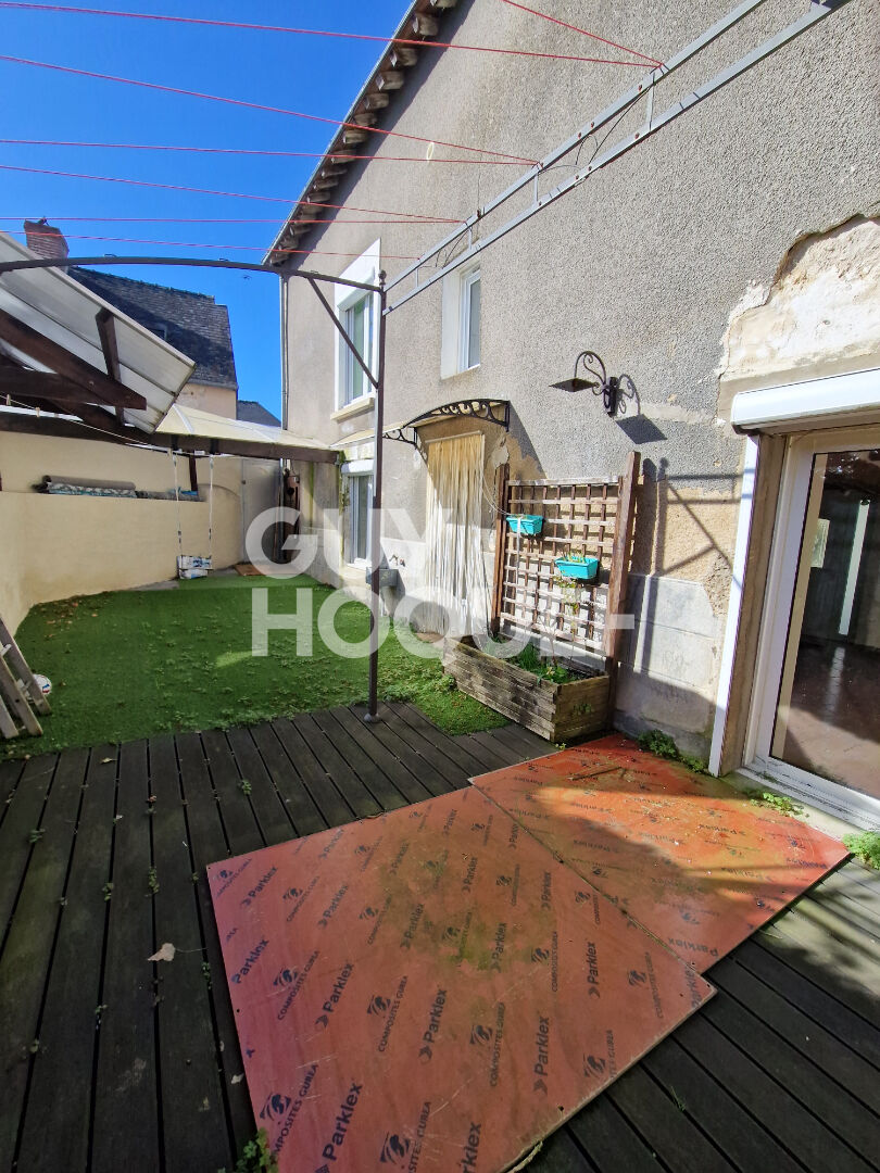 Maison Gennes - Longuefuye 7 pièce(s) 126.00 m2