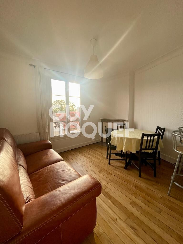 Appartement Suresnes 2 pièce(s) 33 m2