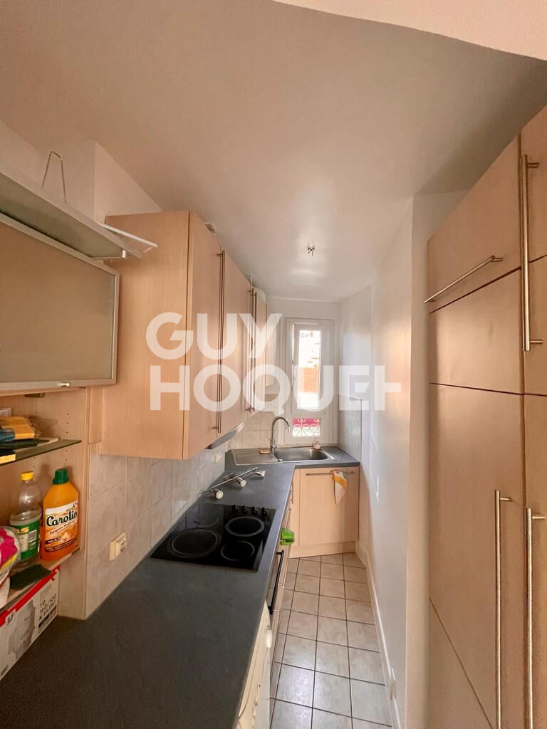 Appartement Suresnes 2 pièce(s) 33 m2