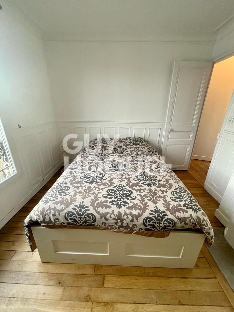 Appartement Suresnes 2 pièce(s) 33 m2
