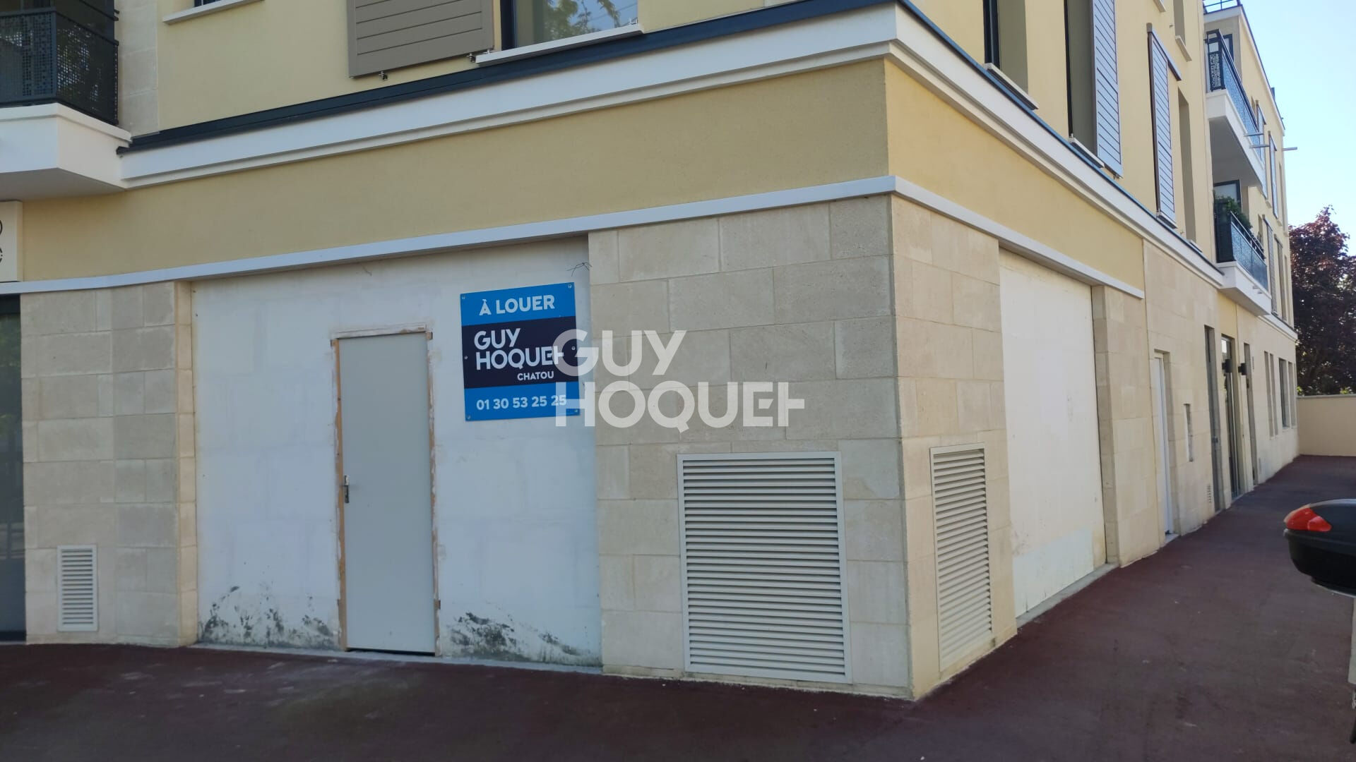 Local commercial Chatou 50 m2  