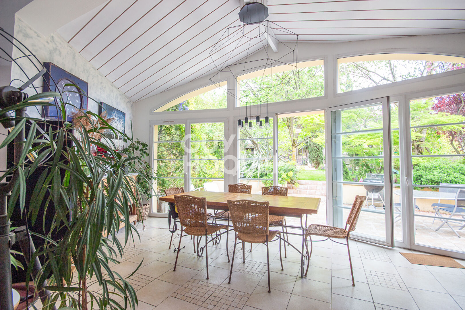 Maison Quartier Coteaux à Rueil Malmaison 8 pièces 215 m2