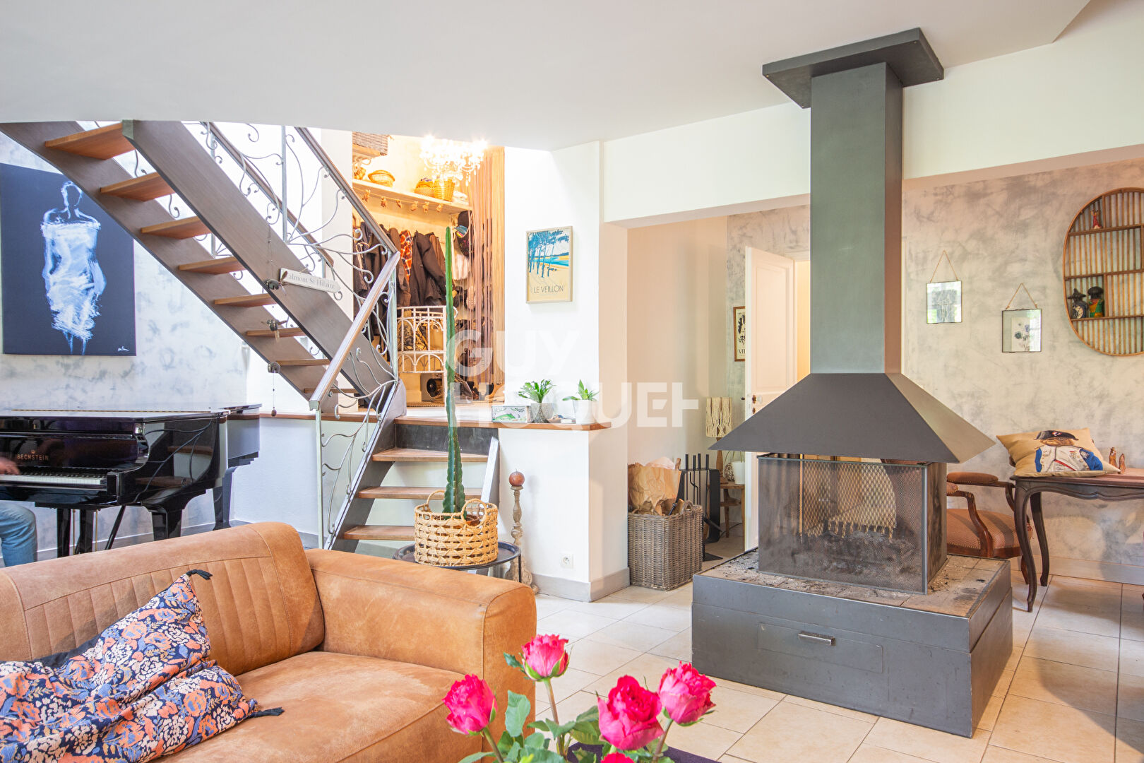 Maison Quartier Coteaux à Rueil Malmaison 8 pièces 215 m2