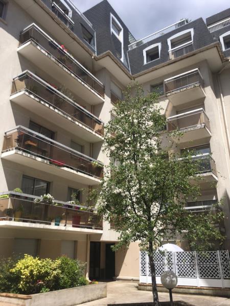 Studio avec balcon au calme