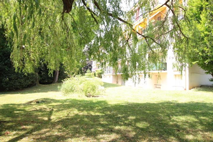 À vendre, appartement 1 pièce d'environ 11,28 m² à VILLE D AVRAY (92410).