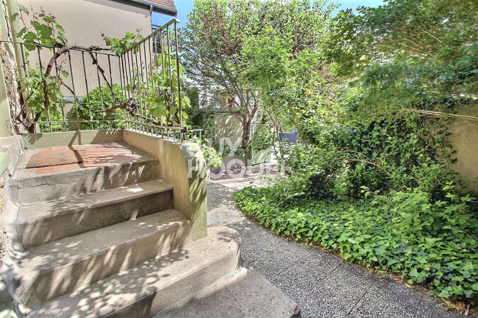 Maison meulière - T7 - 5 chambres à vendre à Chaville - Rive Droite