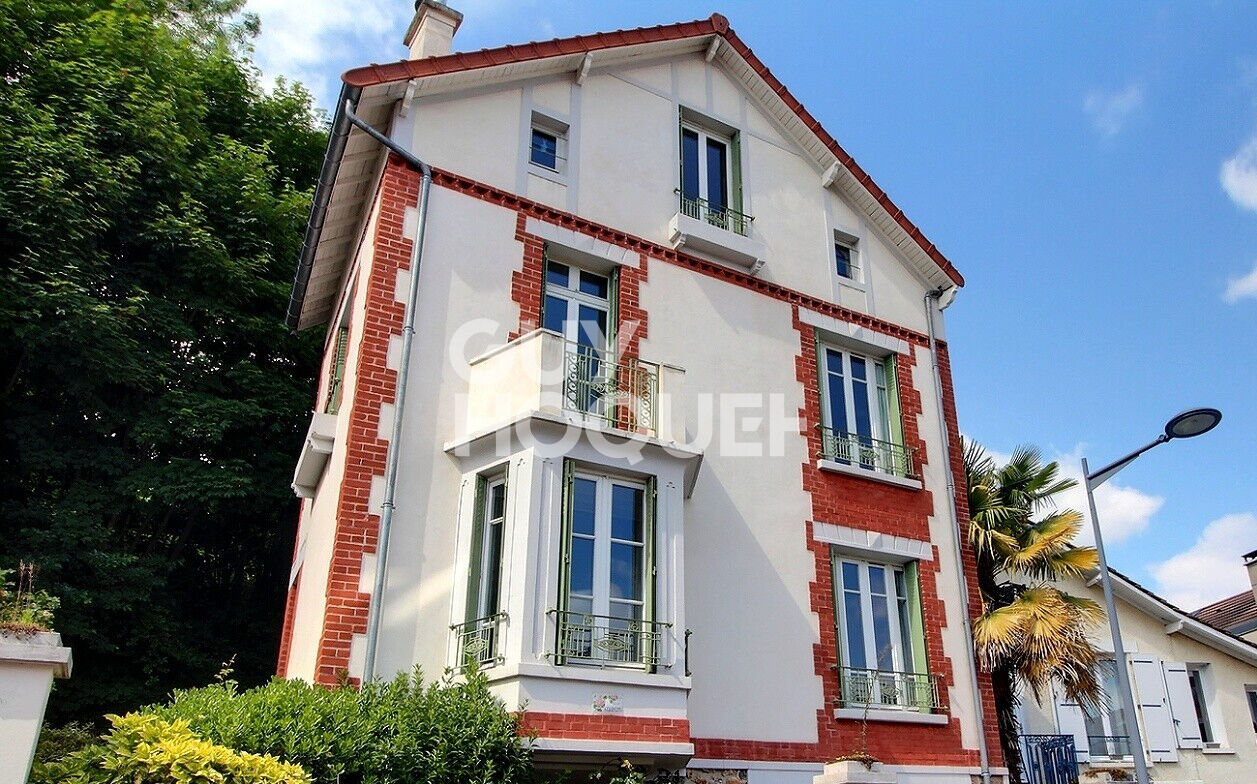 Maison  bon état 4/5 chambres.