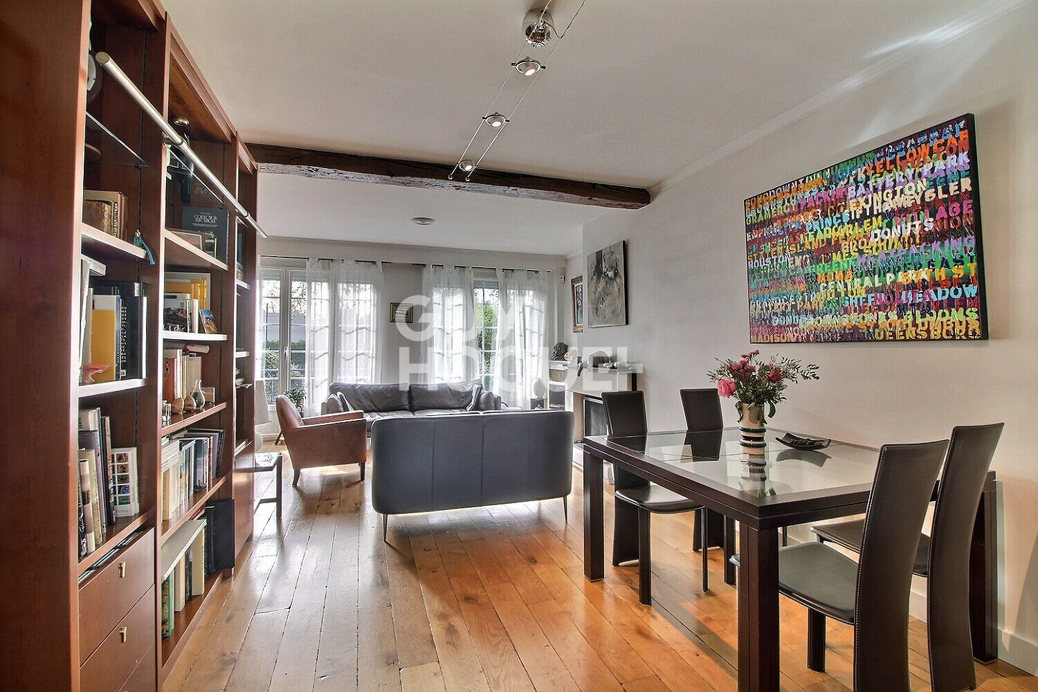 Chaville rive droite, Jolie maison 6/7 pièces dans un quartier très recherché.