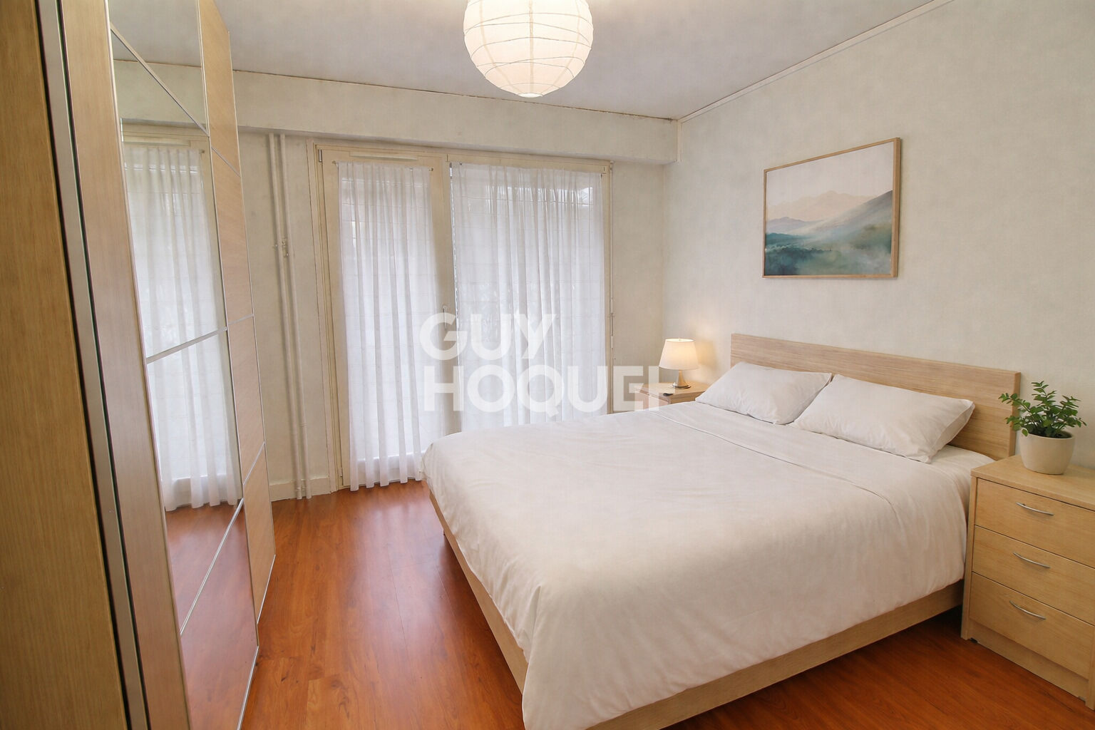 APPARTEMENT 3 PIECES 71.17m² - CALME, TRAVERSANT, BALCON, PARKING, GARE RIVE DROITE A PIED