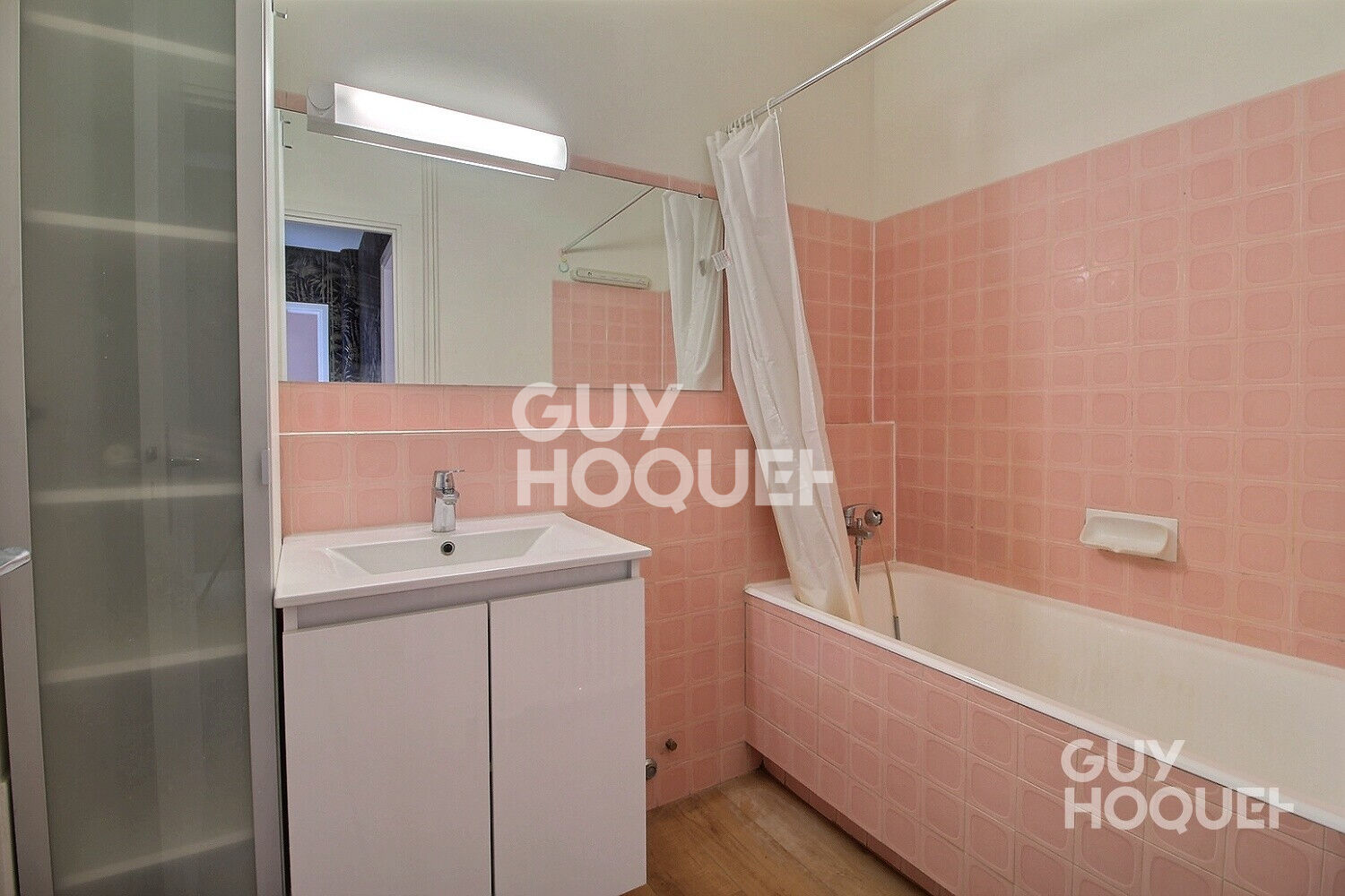 CHAVILLE : appartement 2 pièces (53 m²) en location