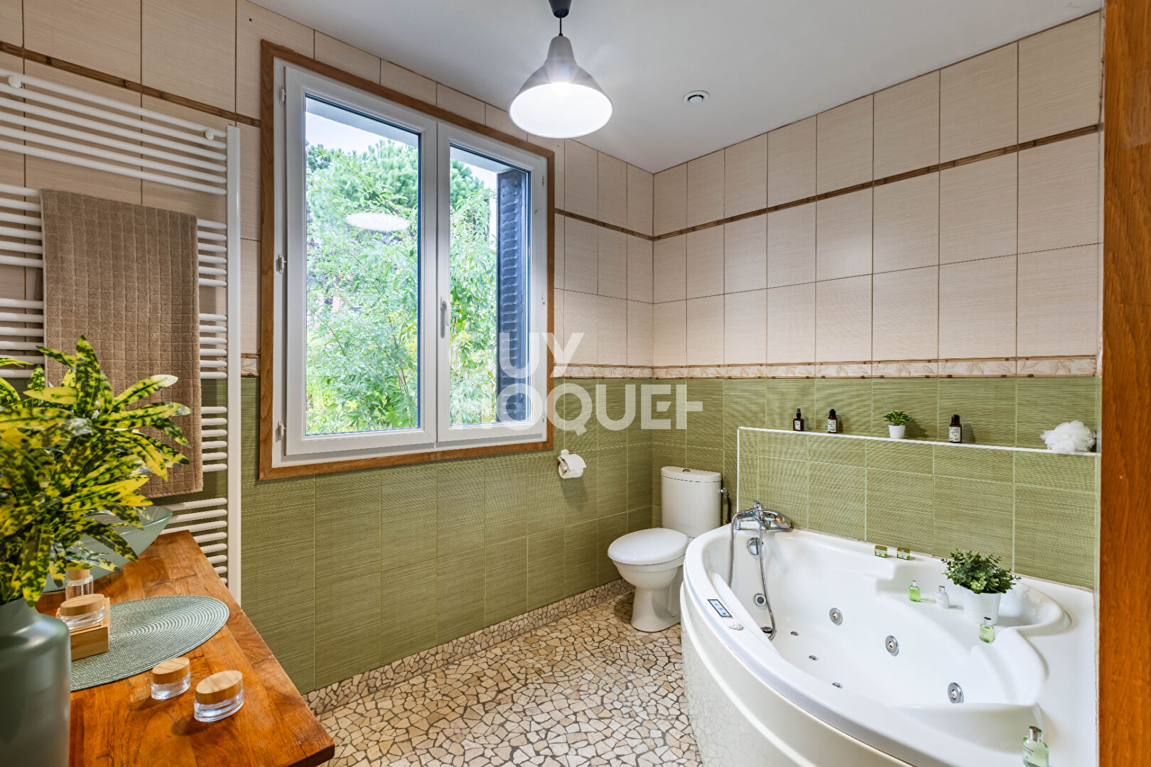 MAISON CHAVILLE RIVE DROITE DE 100 m2 SUR TERRAIN DE 319M2