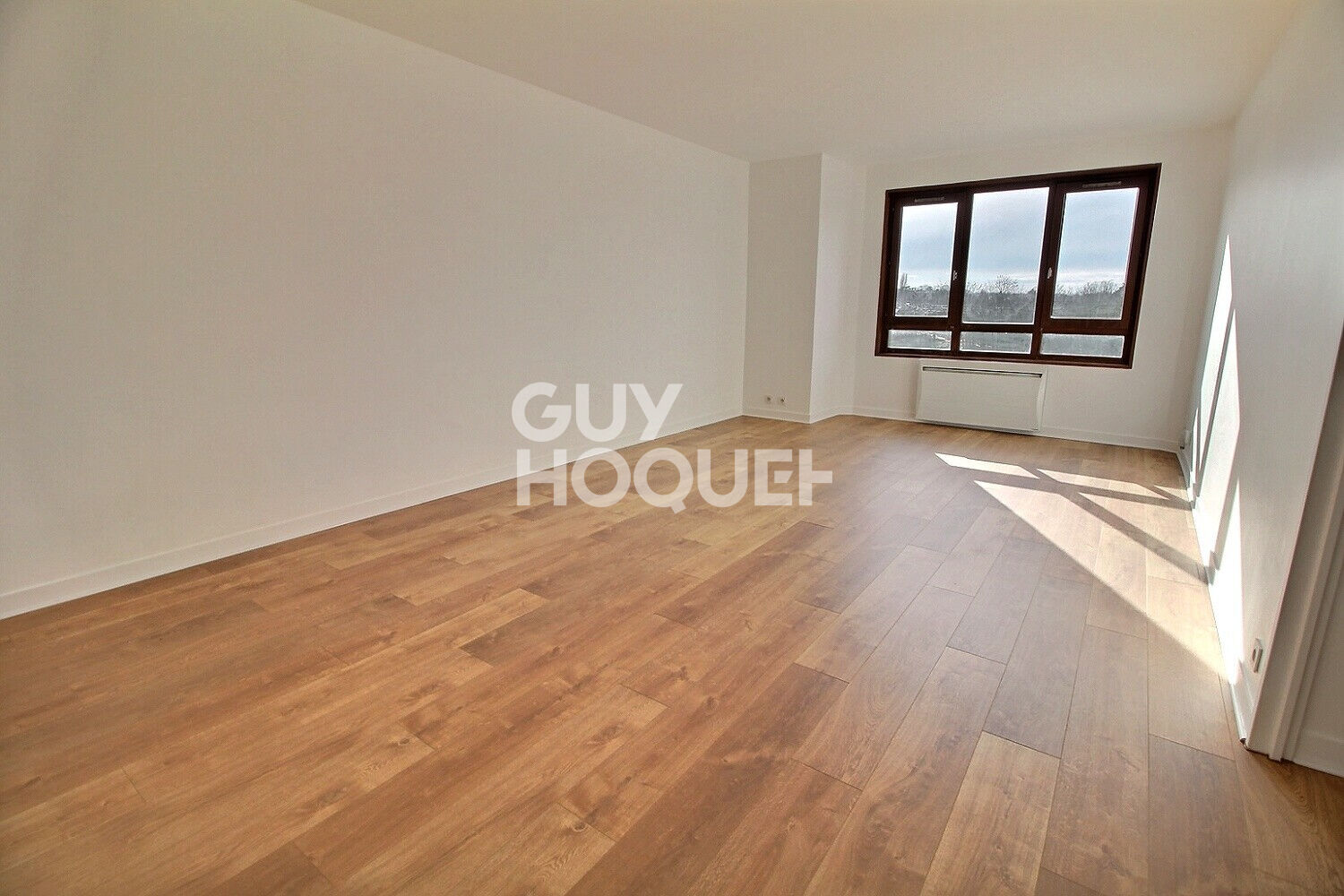 CHAVILLE :entre les gares RG et RERC appartement 3 pièces en location
