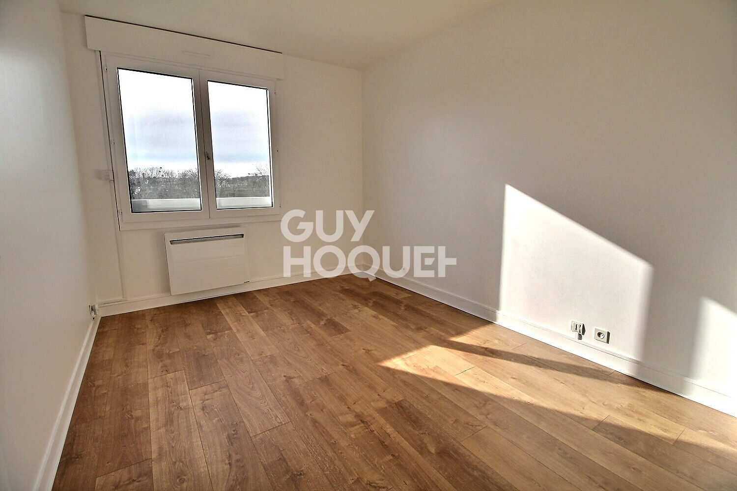 CHAVILLE :entre les gares RG et RERC appartement 3 pièces en location