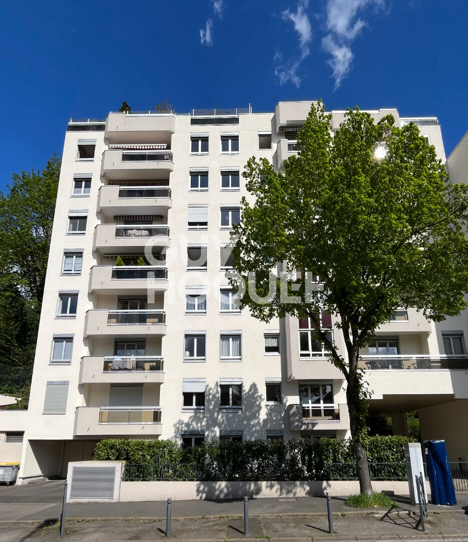CHAVILLE :entre les gares RG et RERC appartement 3 pièces en location