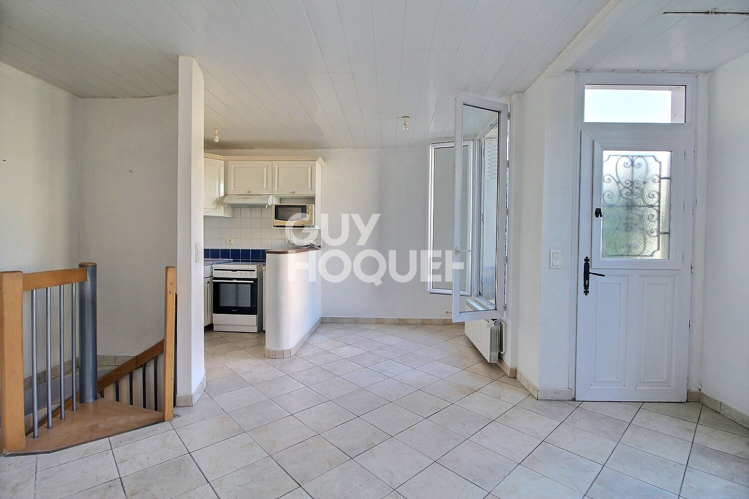 Maison à louer à Chaville - 3 pièces avec jardin