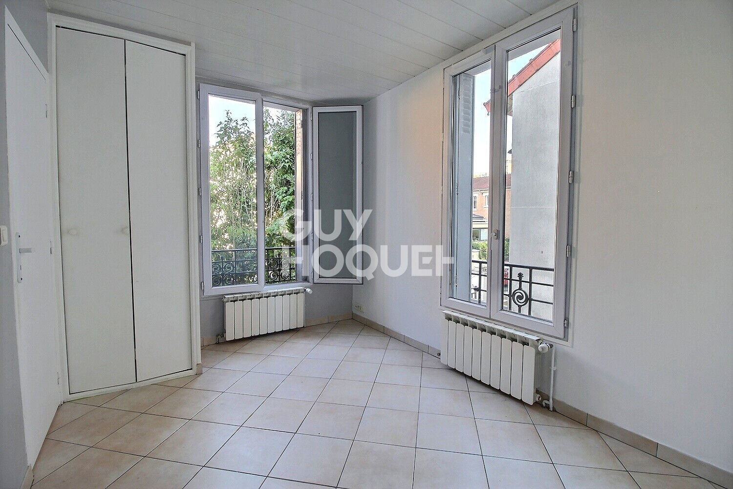 Maison à louer à Chaville - 3 pièces avec jardin