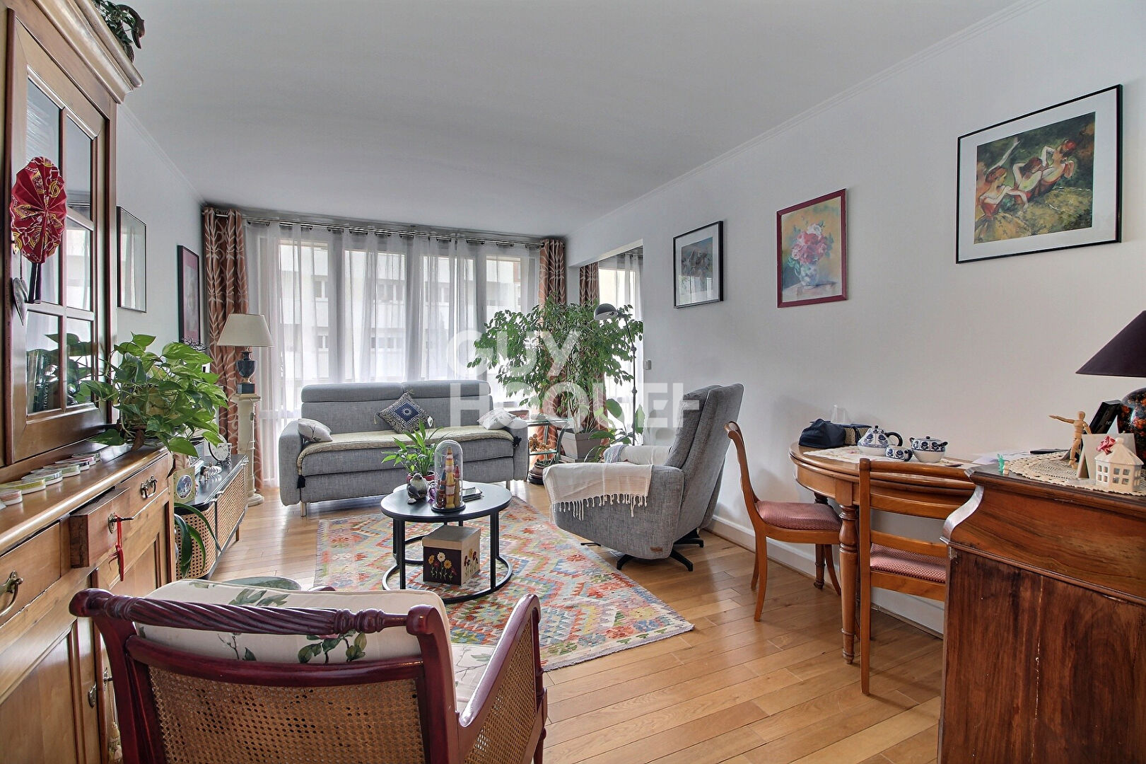 Appartement traversant quartier Rive Gauche/RERC