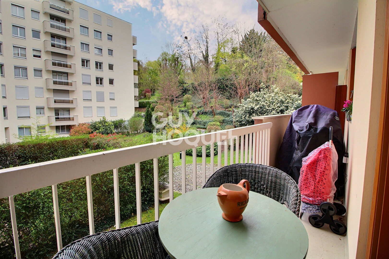 Appartement traversant quartier Rive Gauche/RERC