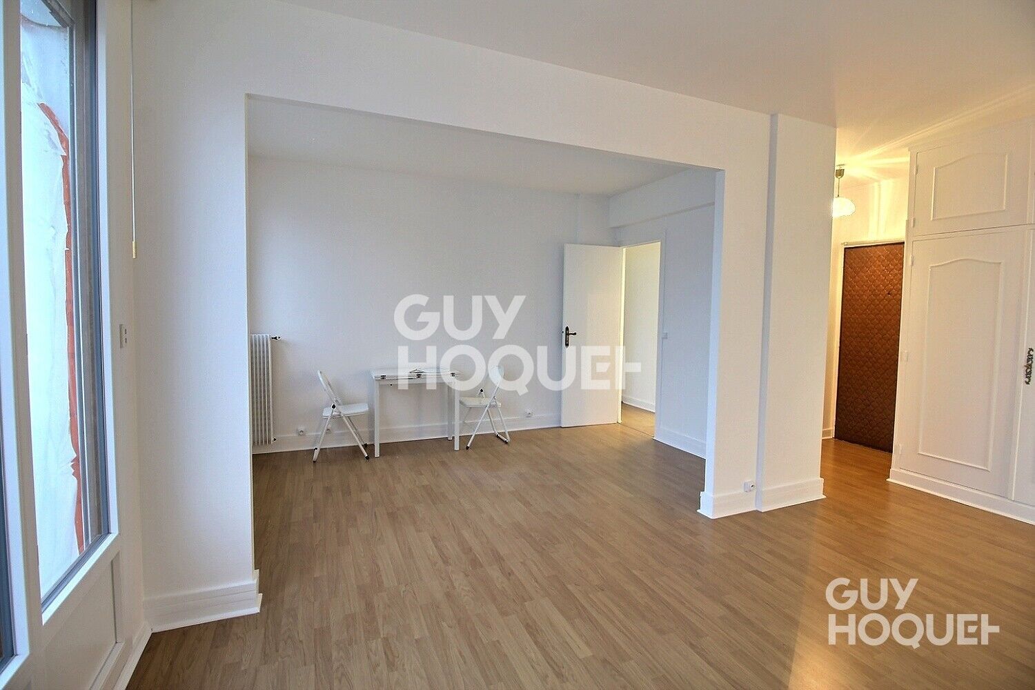 Location : appartement F2 (54 m²) à VIROFLAY