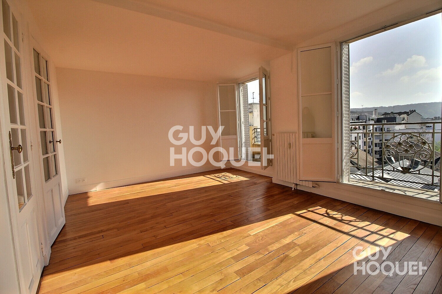 VIROFLAY : appartement 2 pièces refait à neuf (46 m²) en location