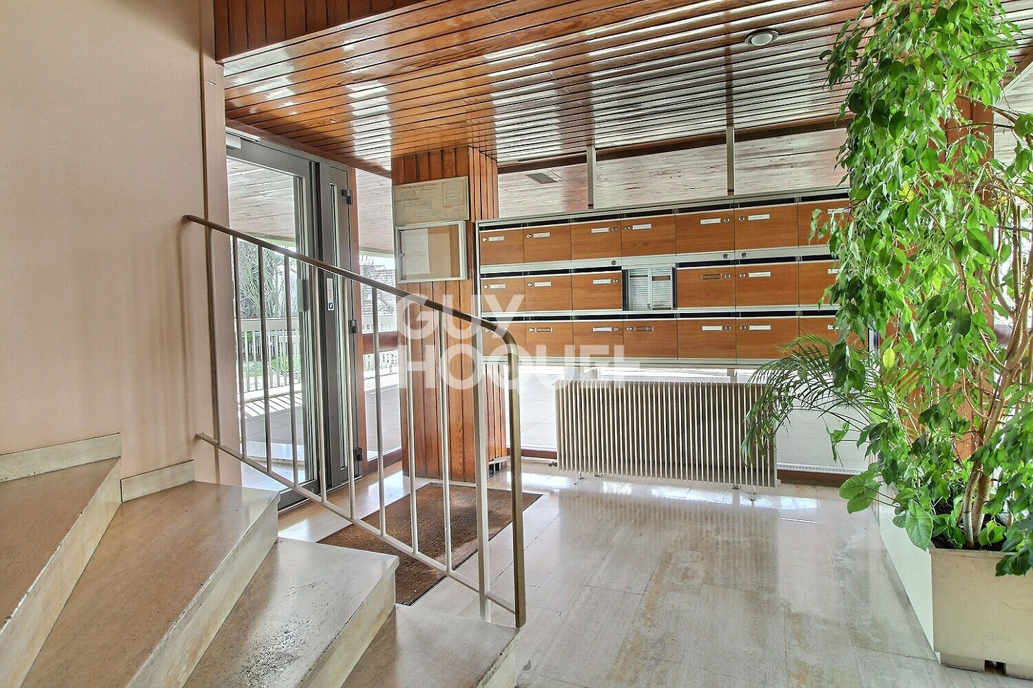 LOCATION : Studette (13m²) à CHAVILLE