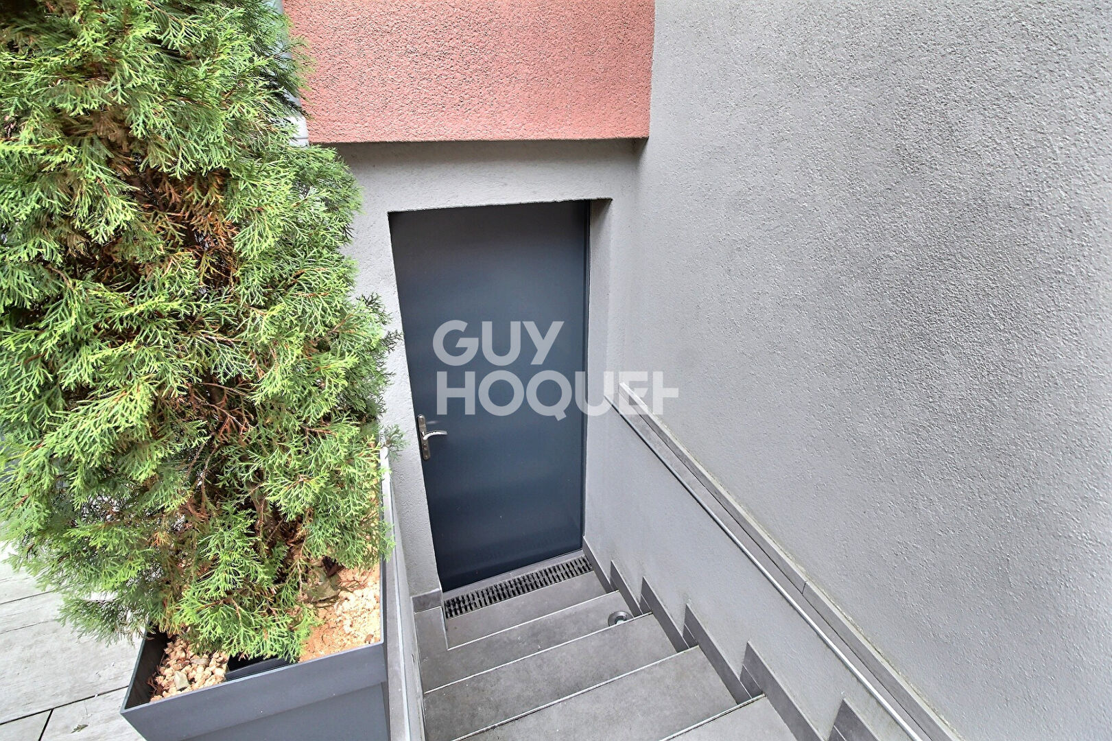 CHAVILLE RIVE GAUCHE - MAISON DE VILLE DE CARACTERE ENTIEREMENT RENOVEE ET ISOLEE