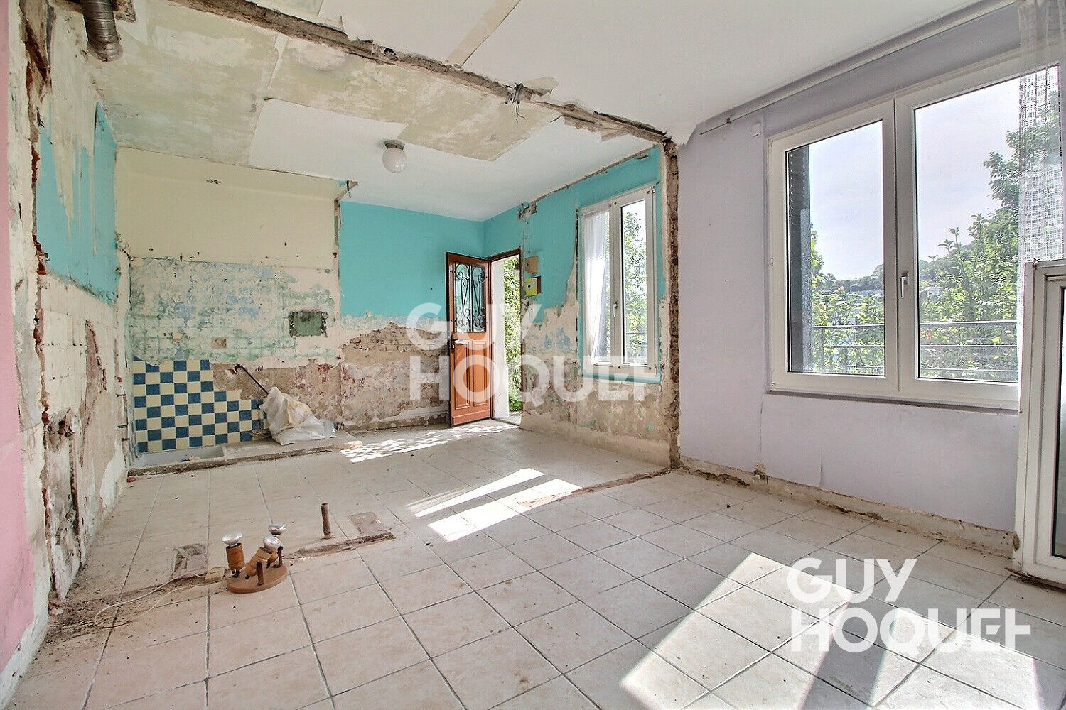 Maison Chaville RD à rénover avec beau terrain