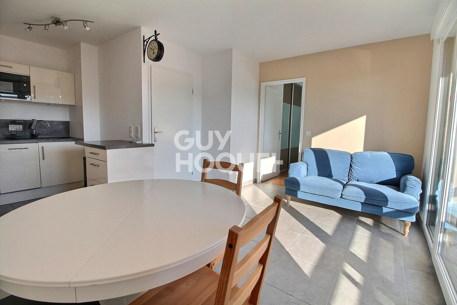 LOCATION : appartement de 2 pièces 39m²à VELIZY VILLACOUBLAY
